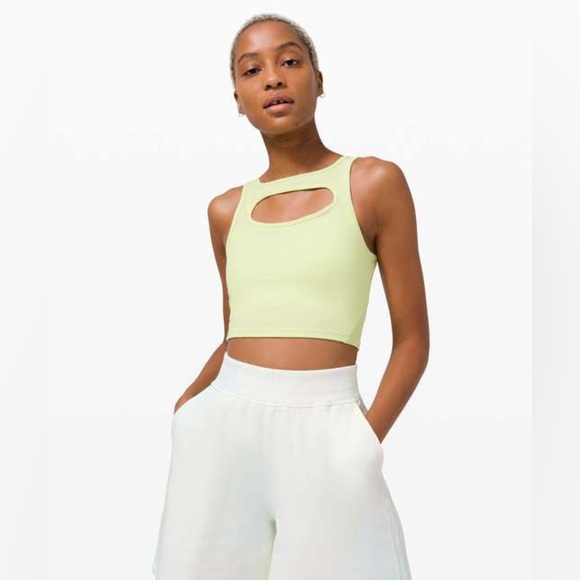 Lululemon LA Front Cut-Out Crop Tank Top Lemon Vibe Size 8 - Picture 1 of 9